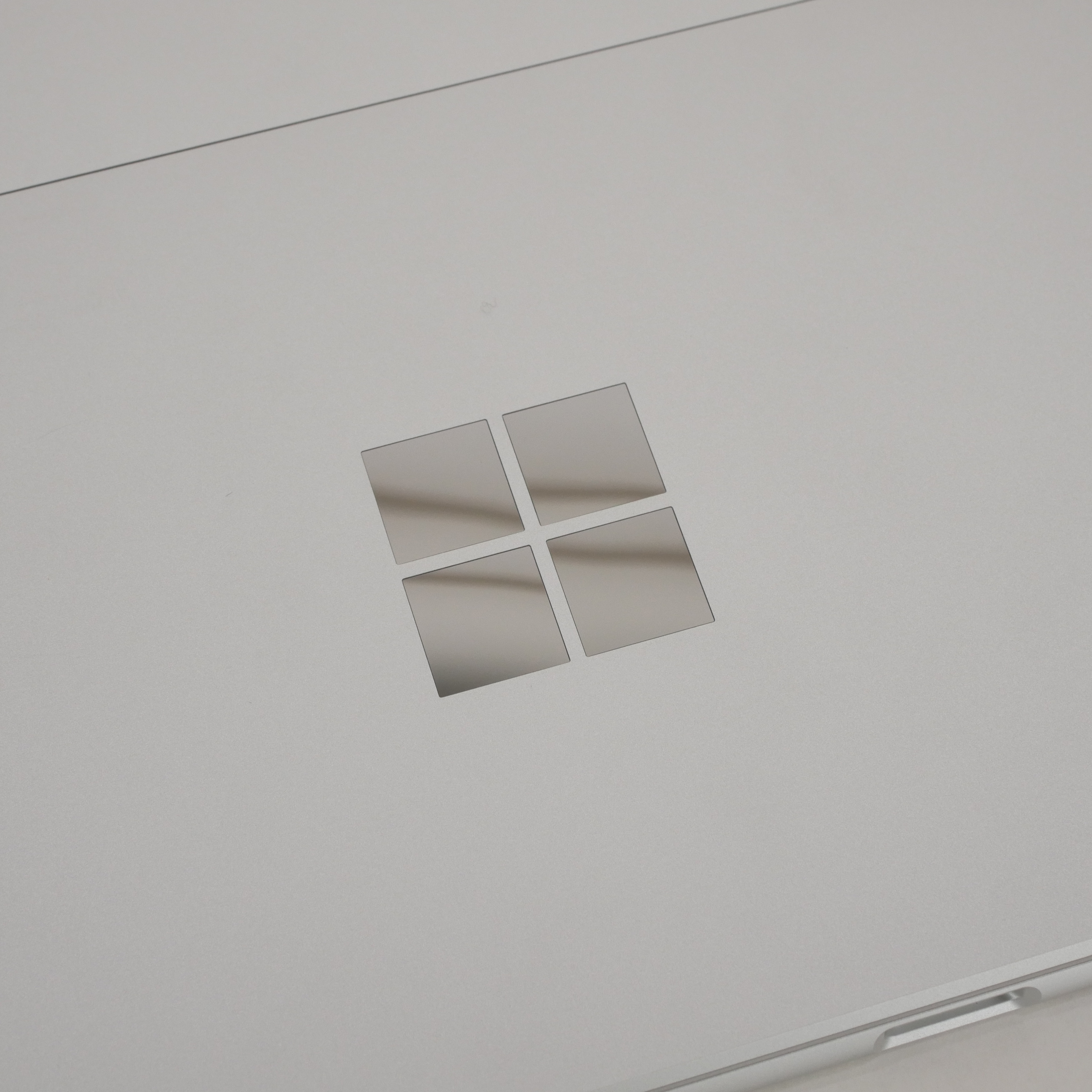 Microsoft Surface Pro X 13 CPU SQ2 RAM 16Gb SSD 512Gb - 4G Microsoft Surface Pro X 13 CPU SQ2 RAM 16Gb SSD 512Gb - 4G