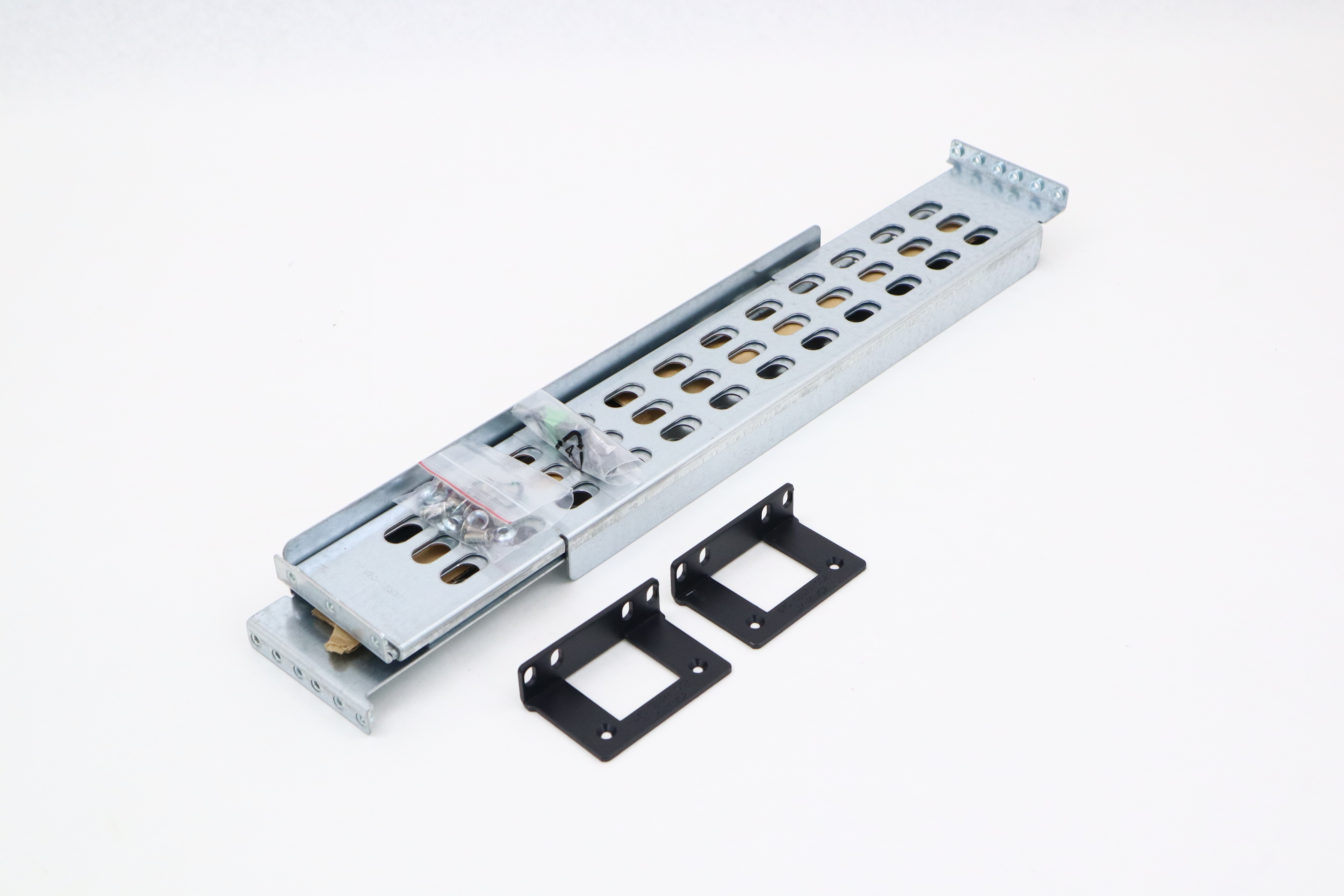 APC Sliding Rail Kit UPS RackMount with Ears 870-6857A-002 870-1250B L 0M-756H