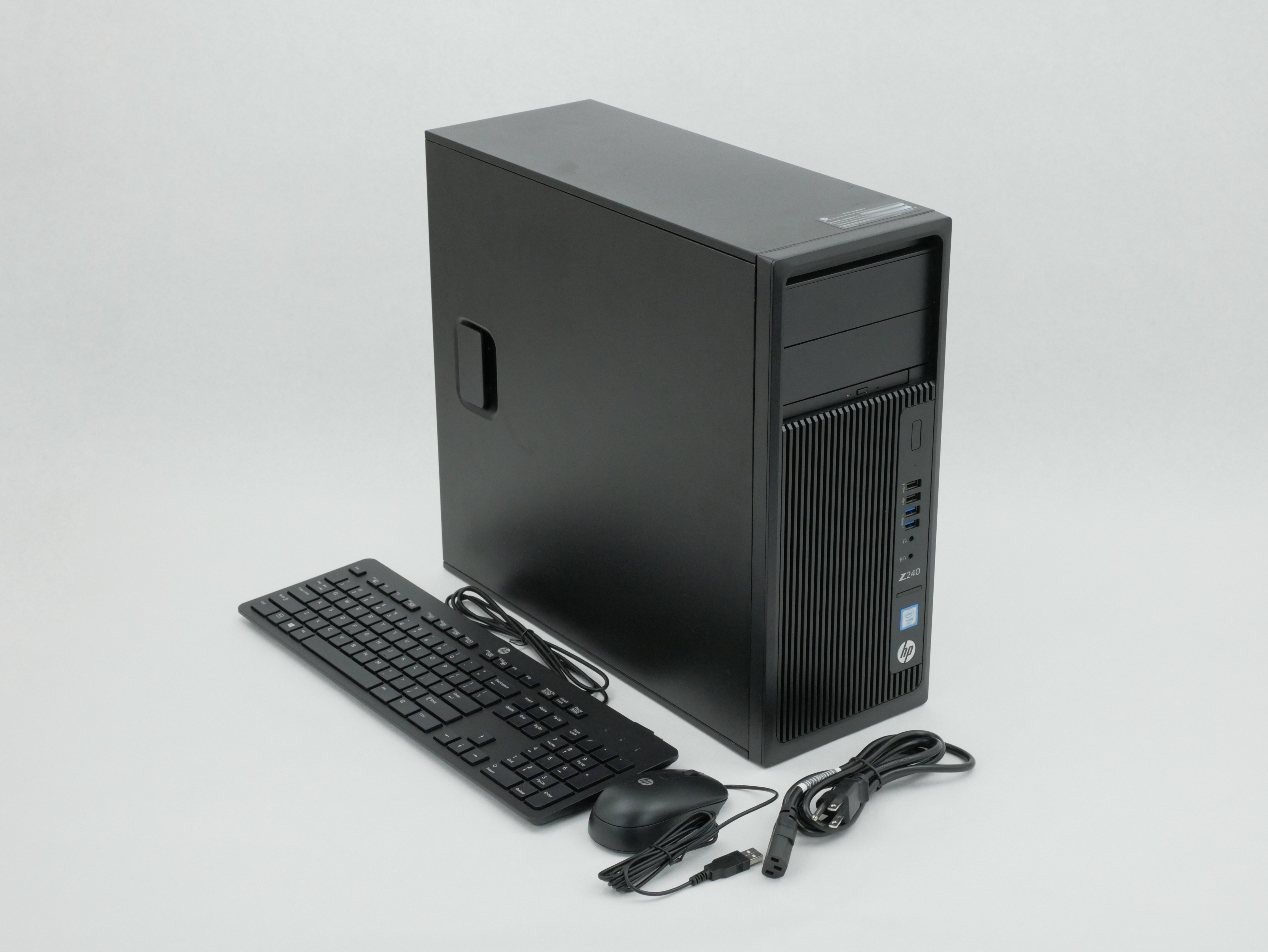 HP Z240 Workstation Intel Xeon E3-1270v6 RAM 32GB SSD 512GB 4 Monitor support