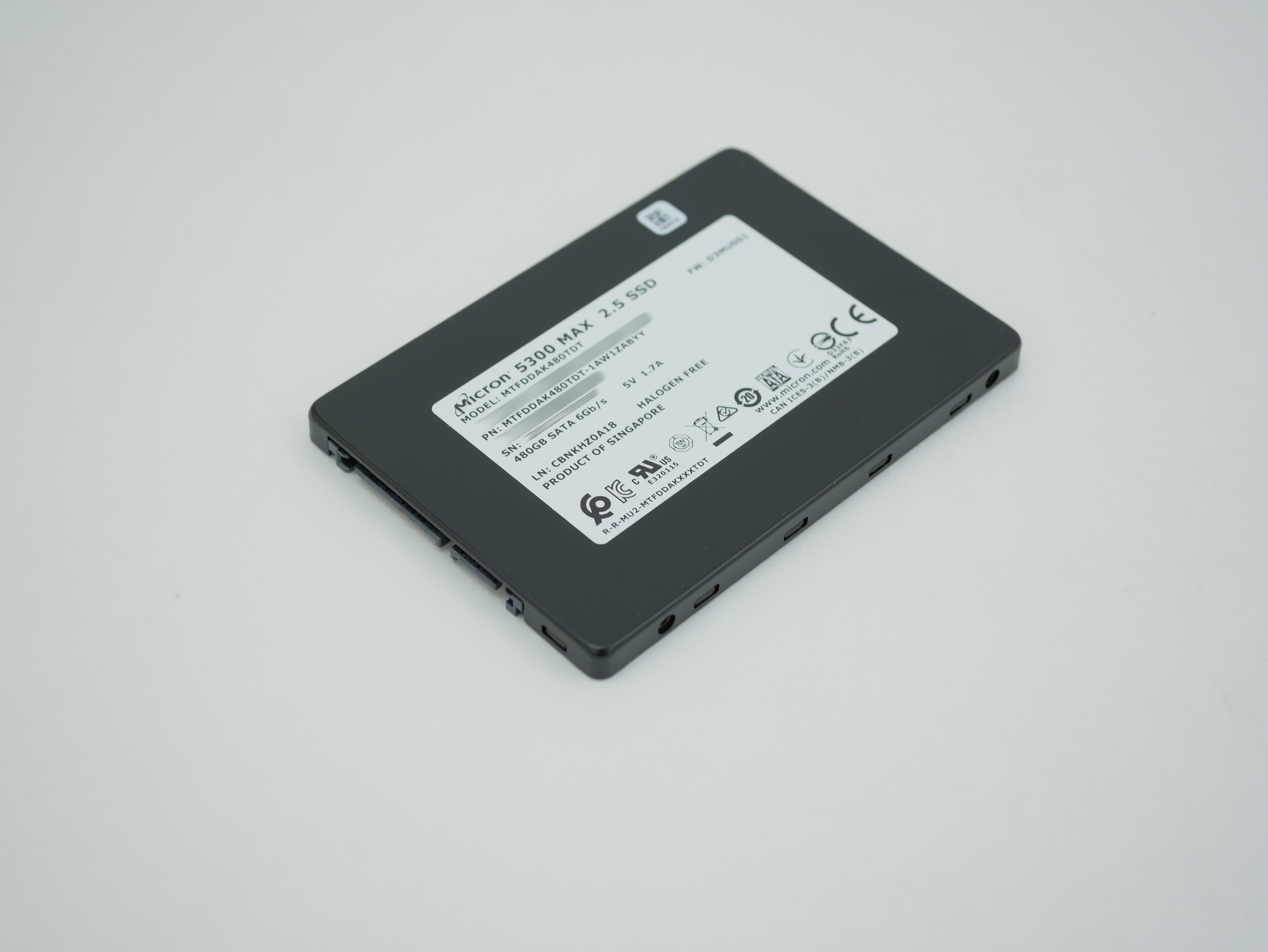 Micron 5300 MAX 480GB SSD 2.5" SATA 6Gb/s MTFDDAK480TDT-1AW1ZABYY