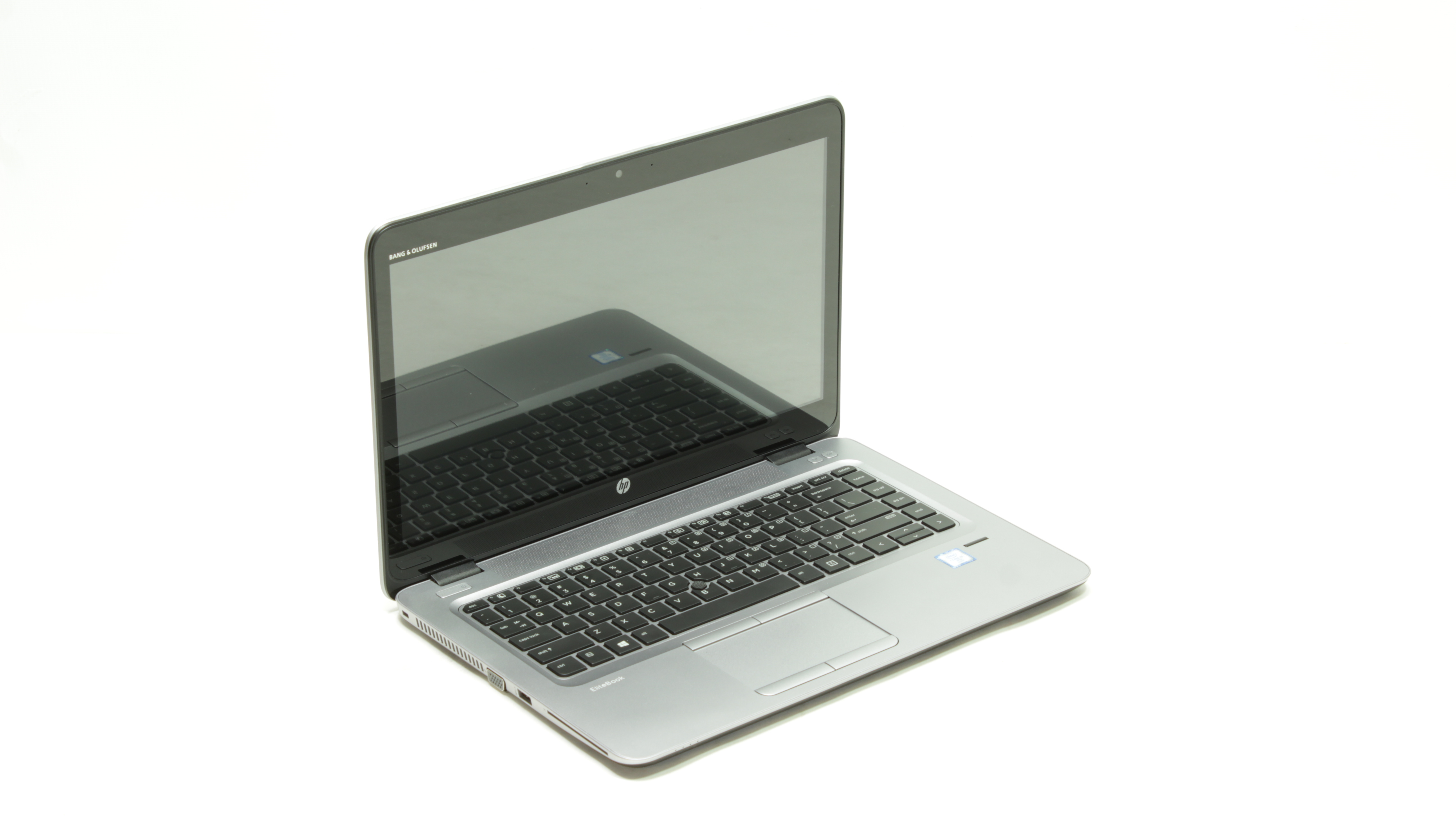 HP EliteBook 840 G3 Core I5-6300U 2.4GHz SSD 180Gb RAM 8Gb with HP dock station - Click Image to Close