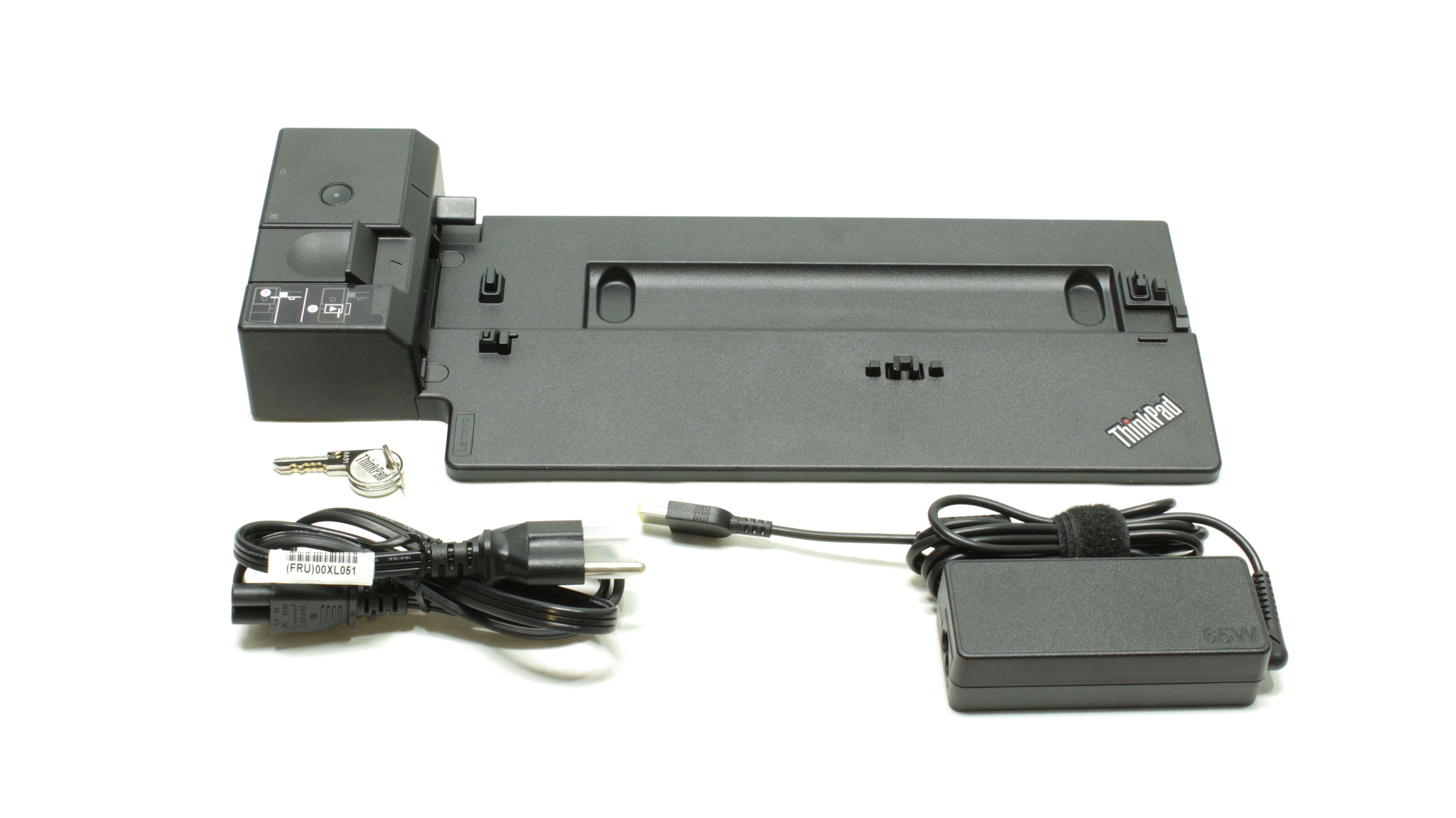 Lenovo ThinkPad Ultra Docking Station VGA HDMI 2xDP 135 Watt 5D20W51395