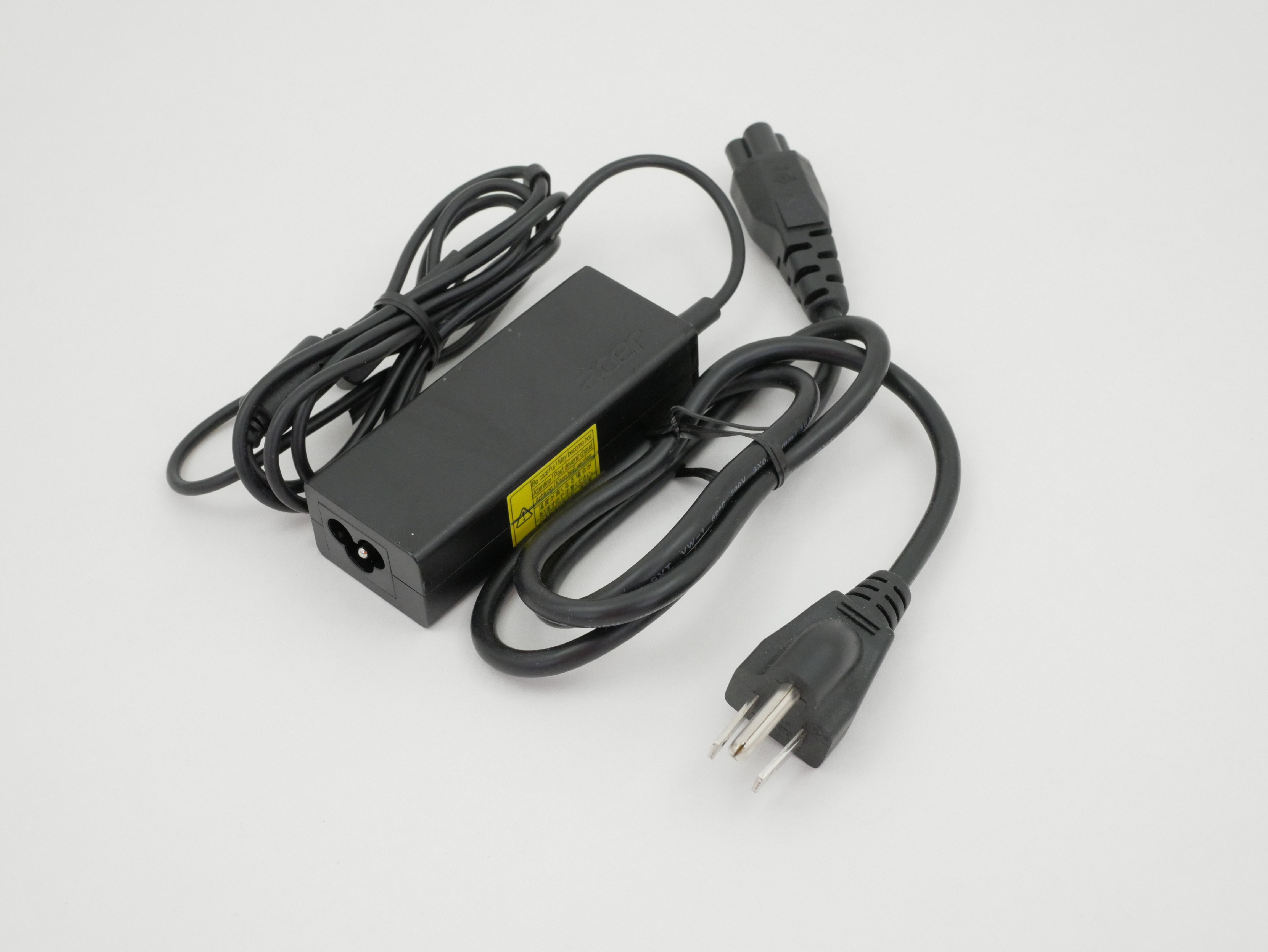 Acer AC adapter In 100-240V 1.2A Out 19V 2.37A 45W for Chromebook PA-1450-26