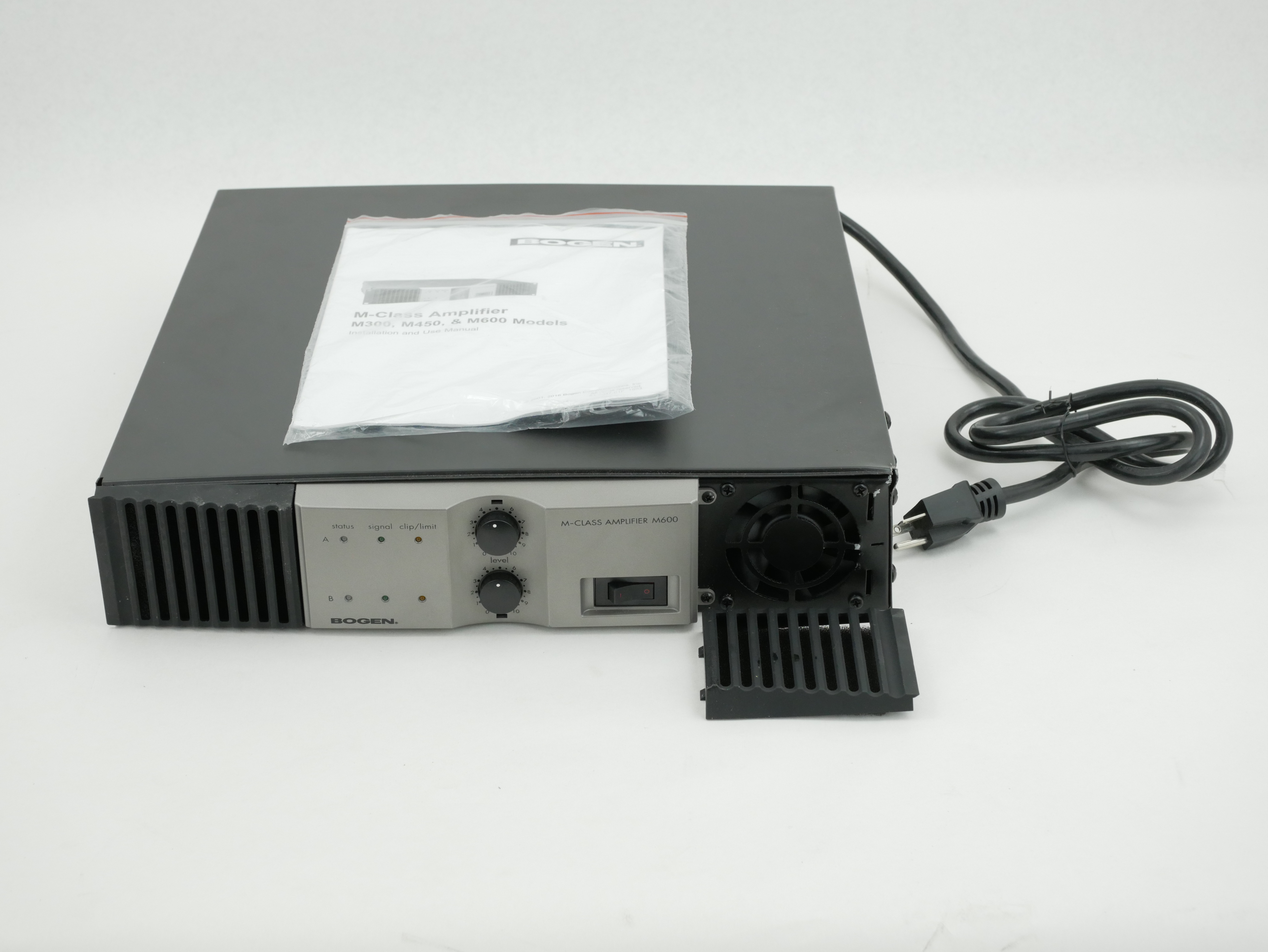 Bogen M-Class Amplifier 1200W M600