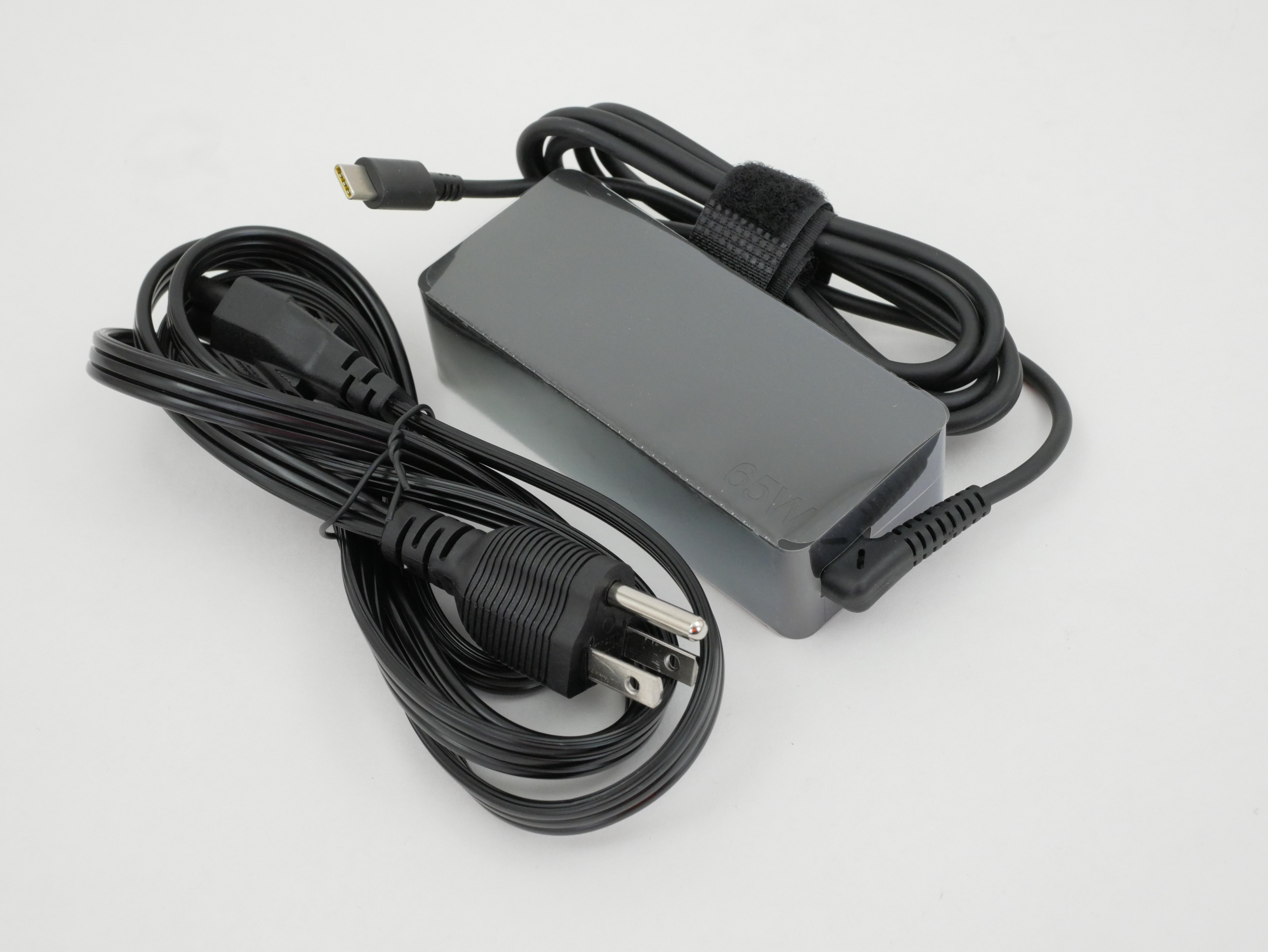 Lenovo AC Power Adapter USB-C In 100-200v Out 20V-3.25A 65W ADLX65YCC3A 01FR026