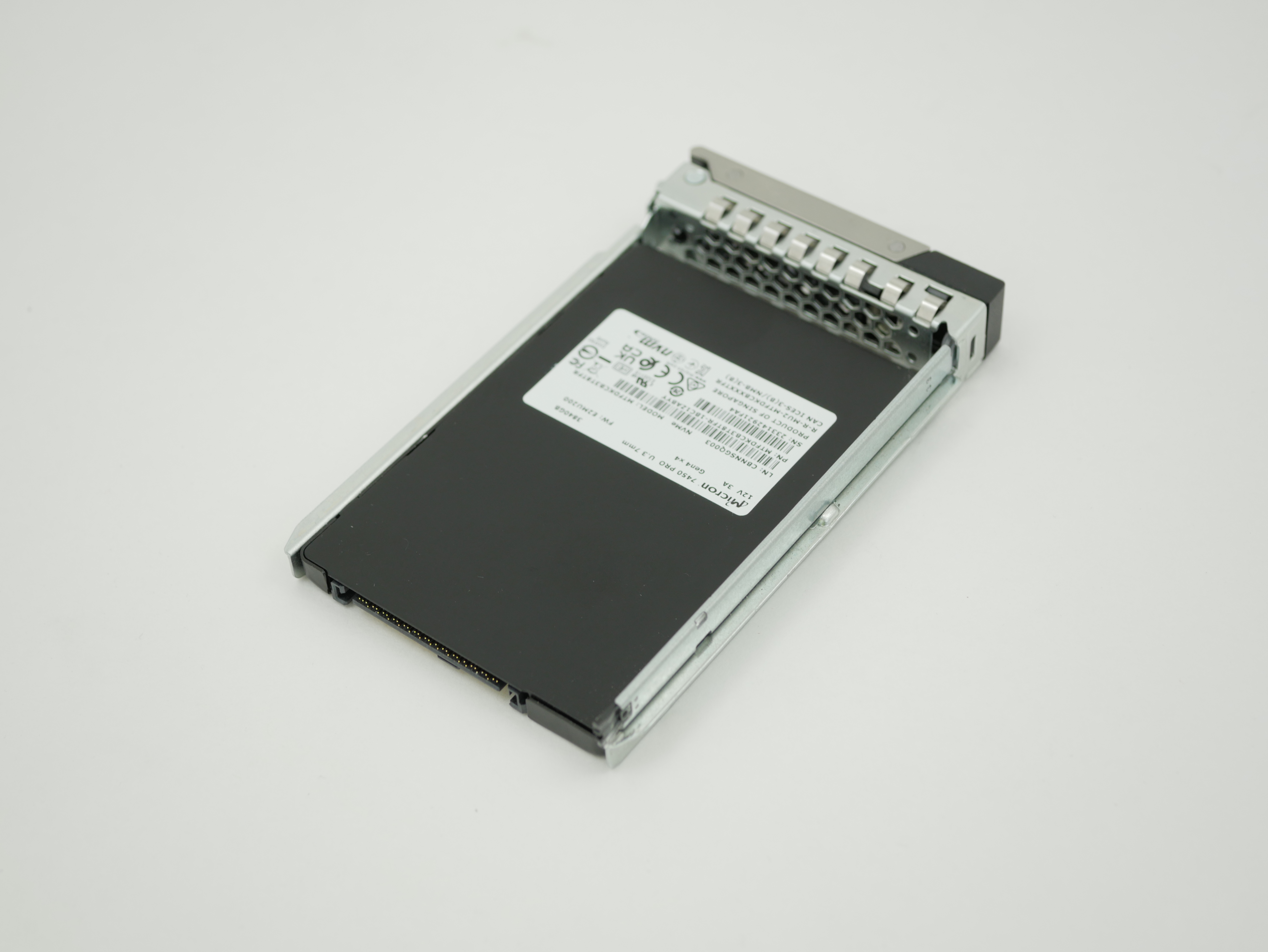 Micron 7450 PRO 3.84TB U.3 7mm NVMe PCIe 4.0 MTFDKCB3T8TFR-1BC1ZABYY