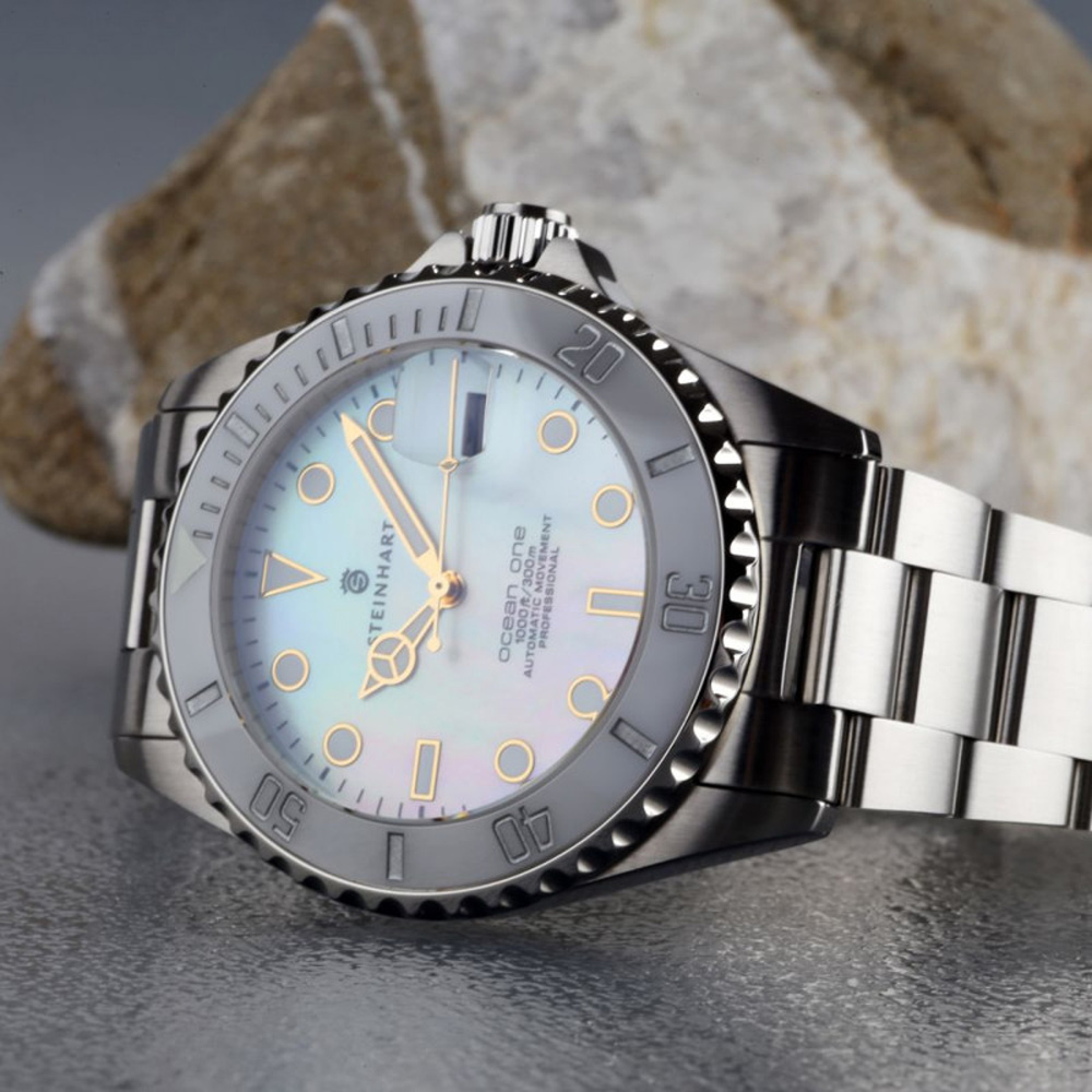 Steinhart Ocean One 39 Ladies White Pearl Ceramic Women's Diver Watch 39mm 103-1084