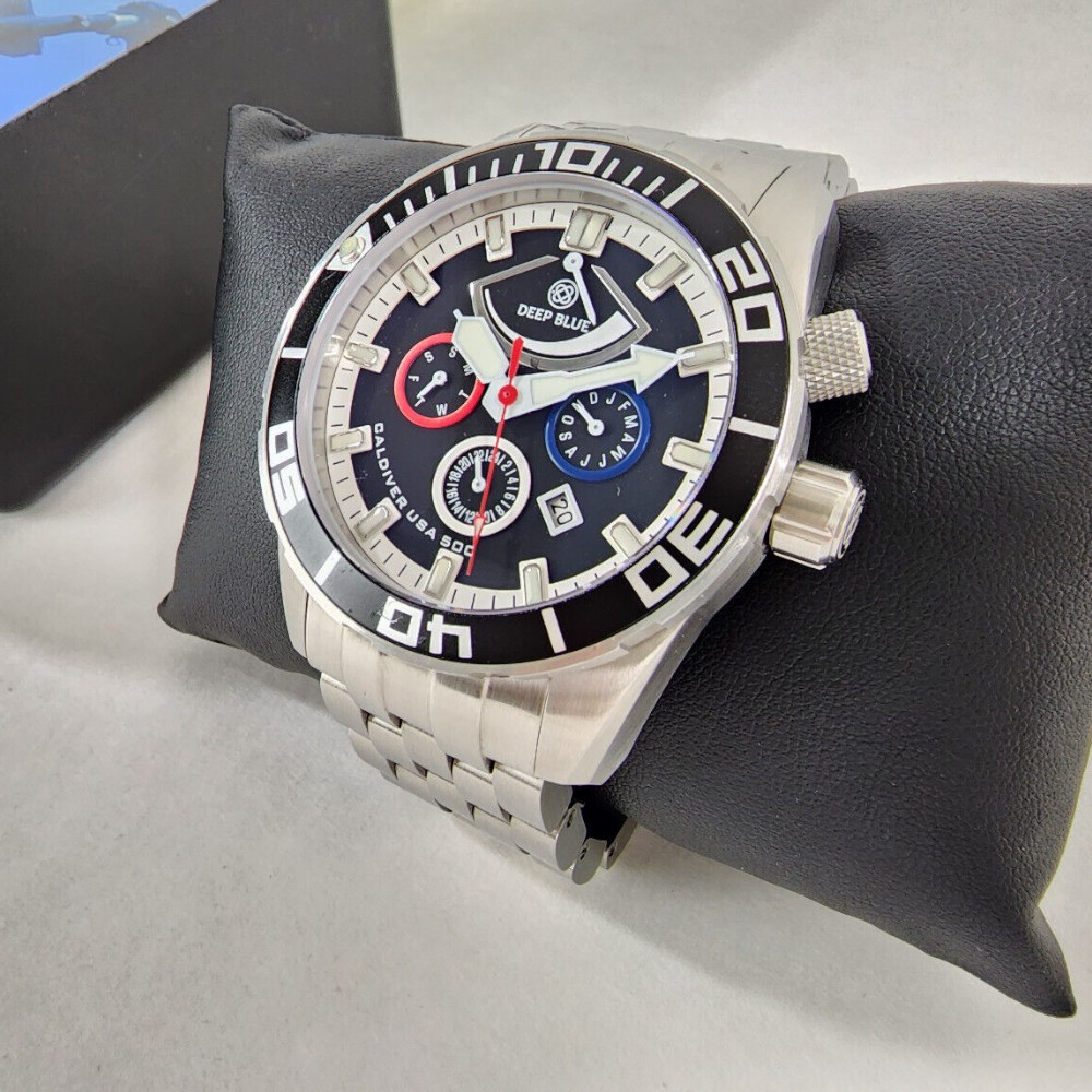 Deep Blue CalDiver USA 500 Auto Diver Watch with power reserve indicator