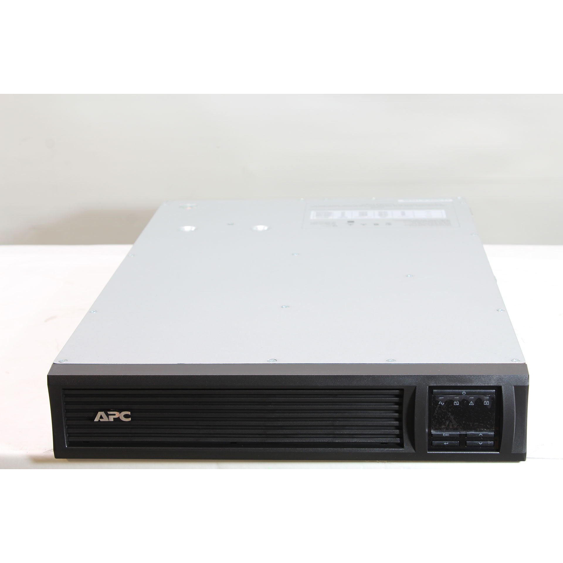 APC Smart-UPS 2200VA RM 2U LCD 120V SMT2200RM2U - Click Image to Close