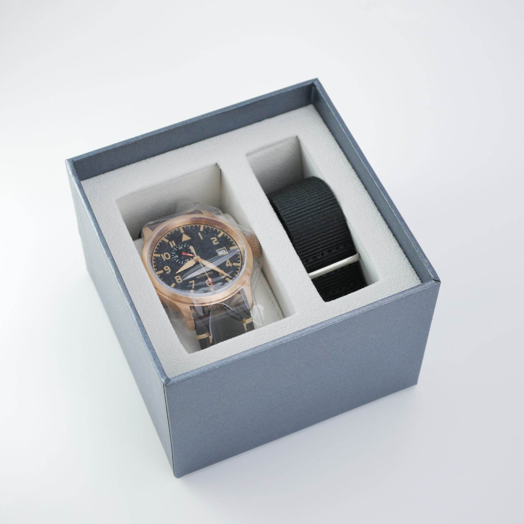 Aquatico Big Pilot 43mm Bronze Black Dial Automatic Men's Watch - Click Image to Close