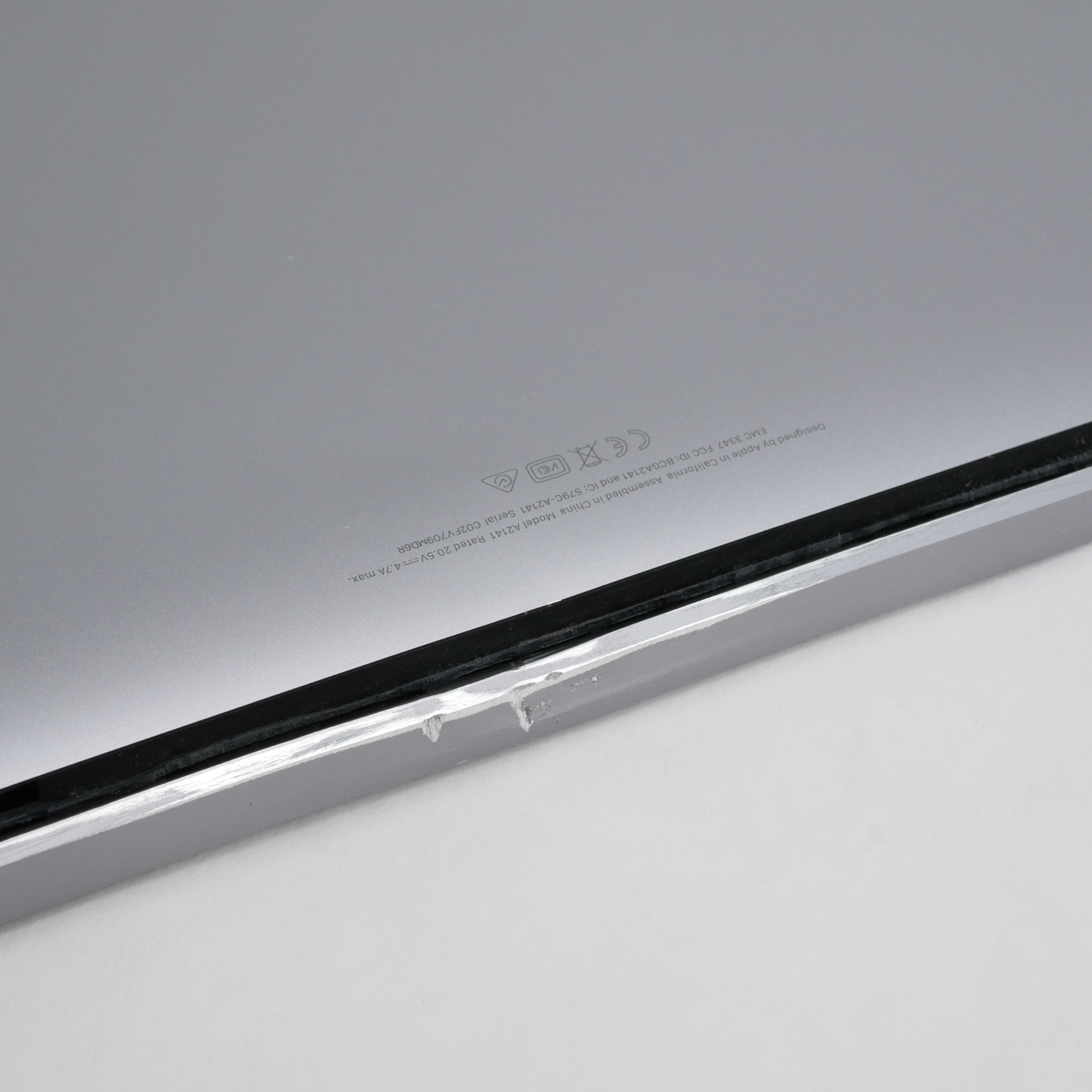 Apple Macbook Pro 16" Core I9 32GB RAM 512Gb SSD Radeon 5500M Space Gray - Click Image to Close