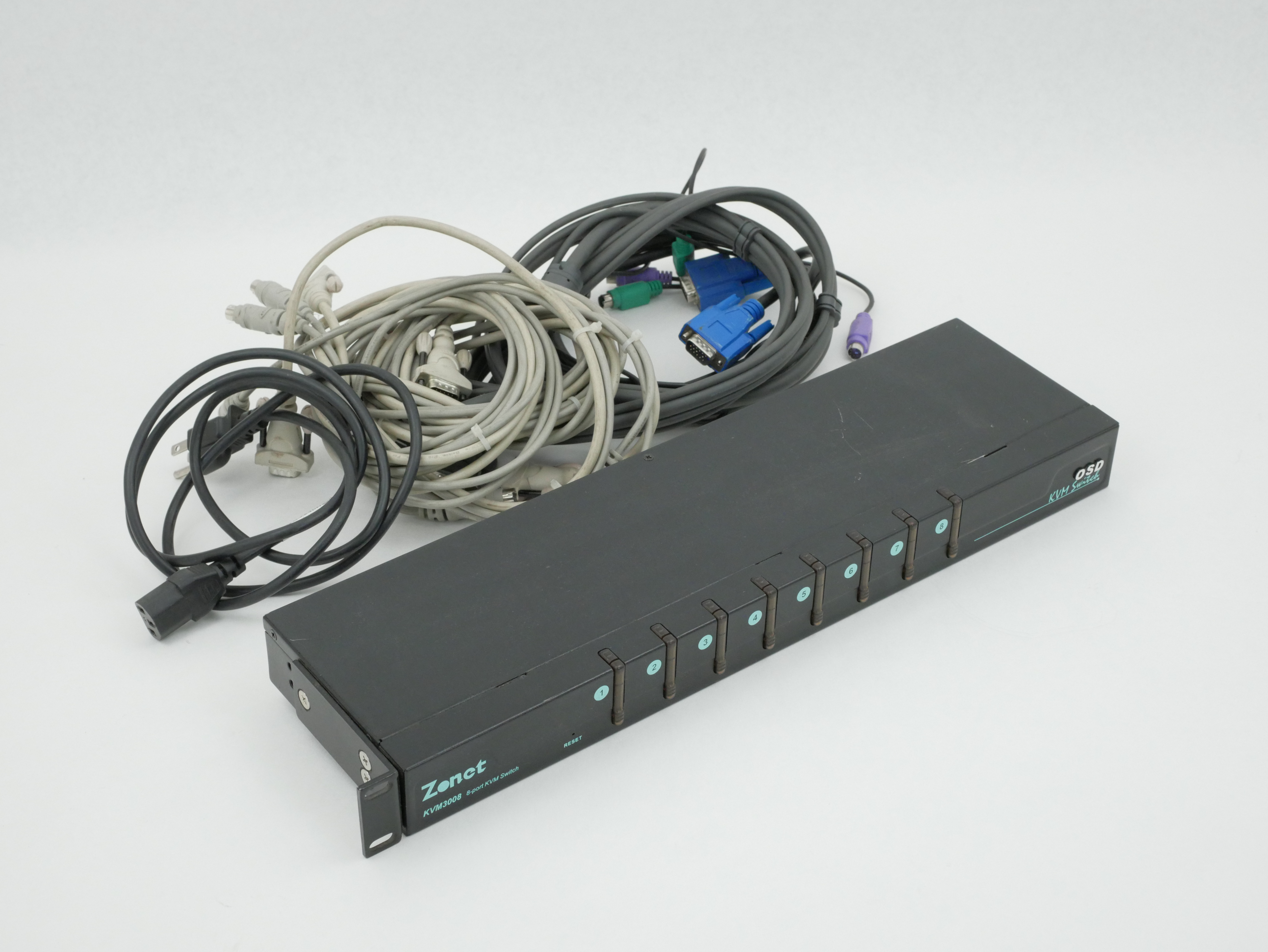 Zonet 8-port KVM OSD switch Rack Mount KVM3008