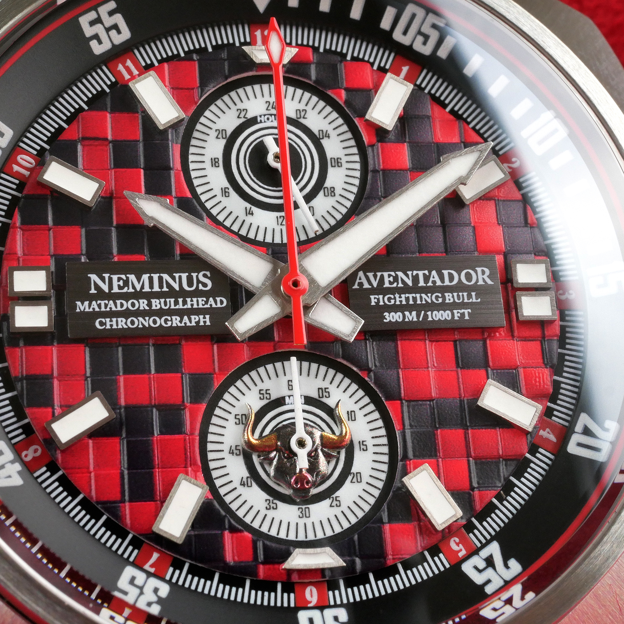 Neminus Matador Bullhead Aventador Men's Chronograph Watch - Click Image to Close