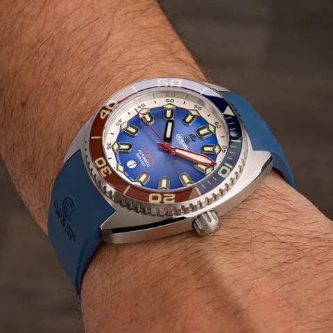 Ocean Crawler Core Diver Automatic Men's Watch Blue/Red Refractor - Click Image to Close