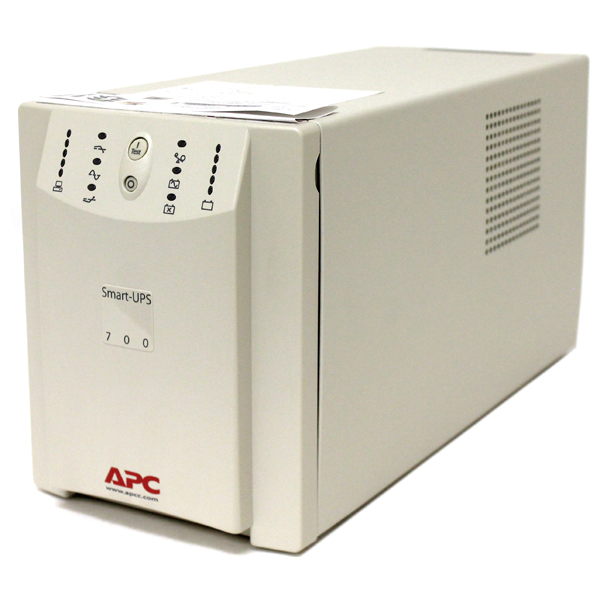 APC Smart-UPS SU700X167 700VA 450Watts 120V/230V In 120V Out UPS