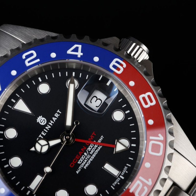 Steinhart Ocean One GMT BLUE-RED. 2 Ceramic Men's Diver Watch Black Dial/Blue-Red Bezel 103-1100 - Click Image to Close