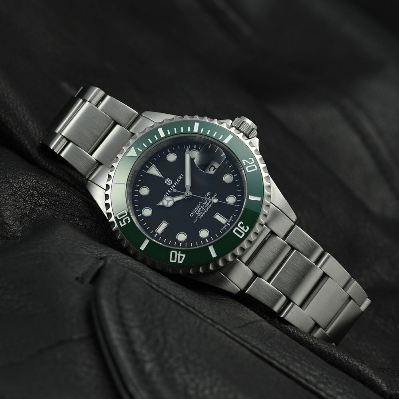 Steinhart Ocean 39 GREEN Ceramic Automatic Men's Diver Watch Green Bezel / Black Dial 103-1044 - Click Image to Close