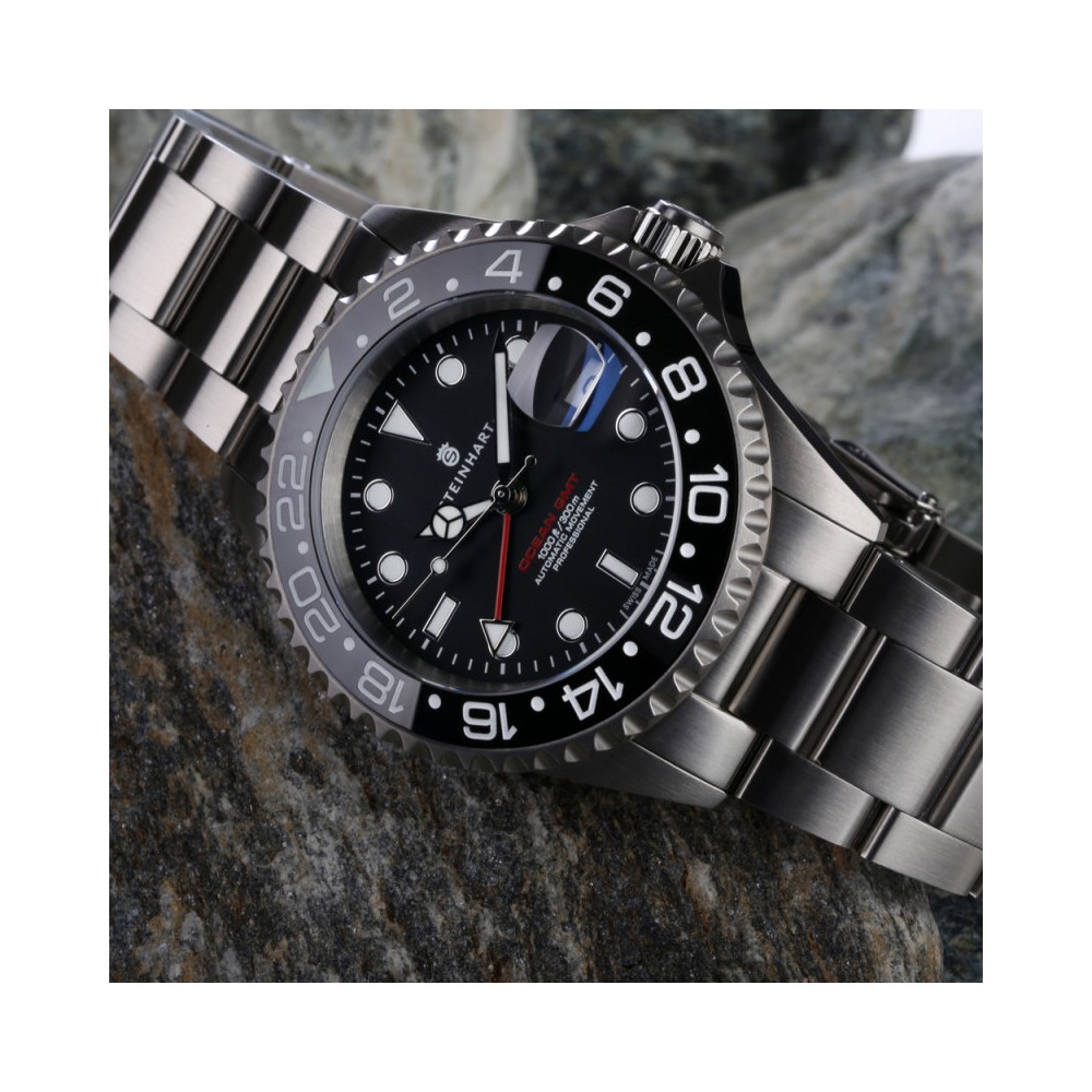 Steinhart GMT Ocean 1 Black 42mm Ceramic Men's Diver Watch WR300 103-0833 - Click Image to Close