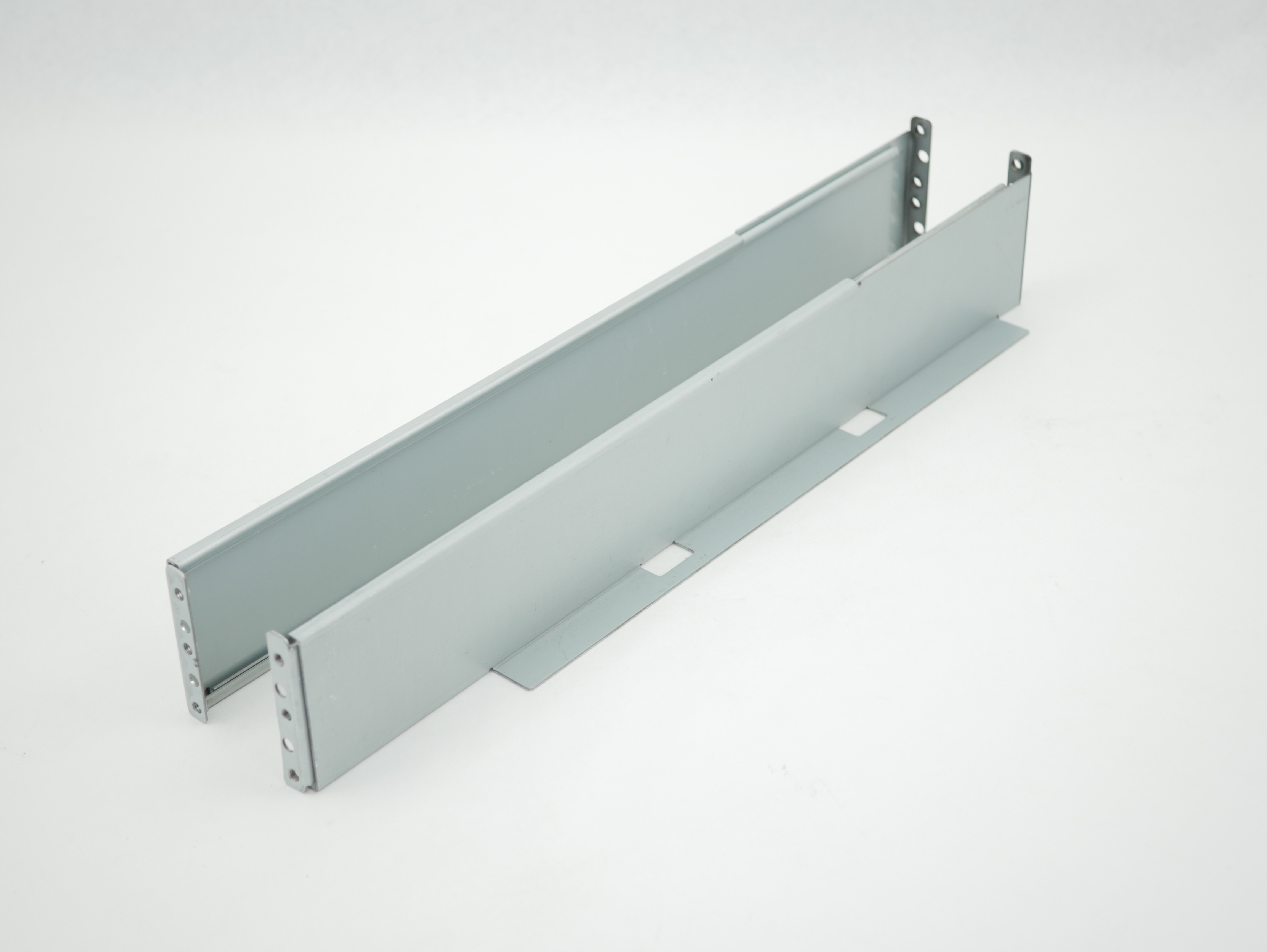 APC Universal Rack Mount Static Rails
