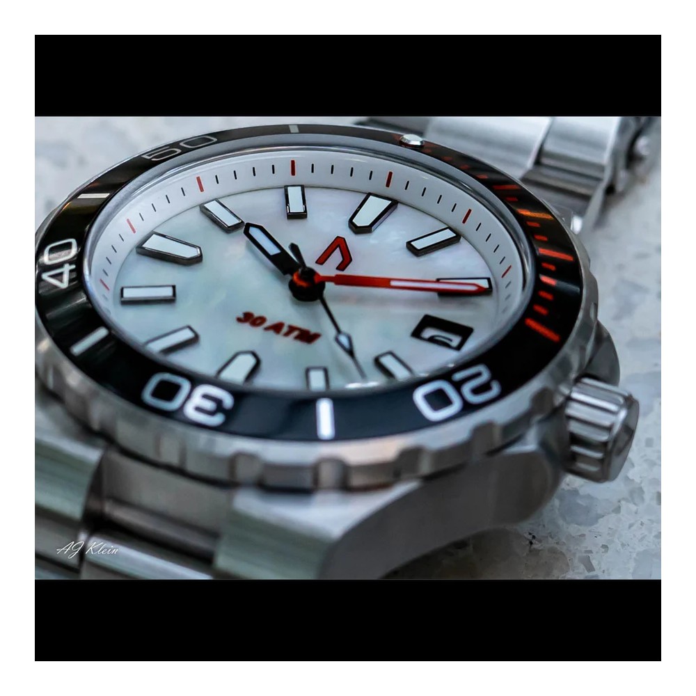 the UGLY watch 300M Diver White MOP 42mm Automatic Watch WR300 300mDW - Click Image to Close